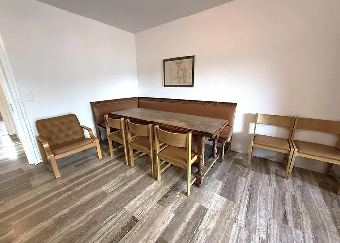 公寓 Mayenzett 34 *